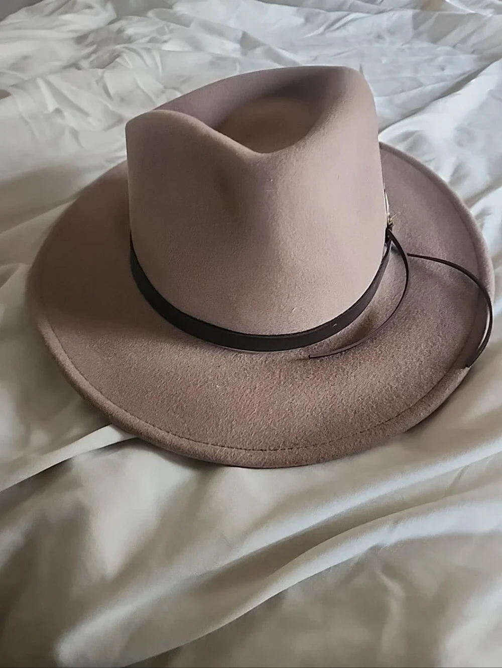 Vintage Scala Classics Four Seasons Felt Hat Taupe Brown Western Fedora Feather
